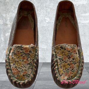 Kenzie Topper Leather Loafers Size 9M